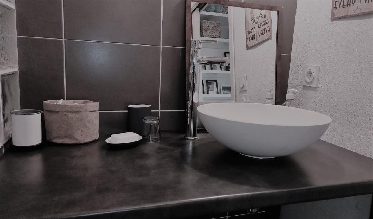 T2 Entre Ocean Et Montagnes*Jardin*Wifi Gratuit* Apartment Ustaritz Ngoại thất bức ảnh